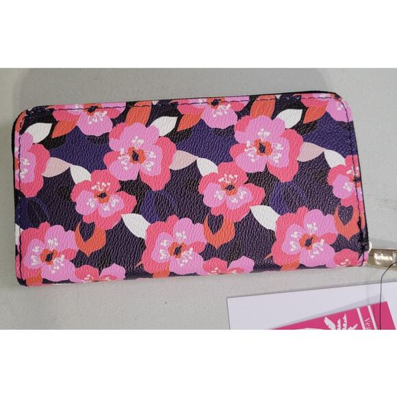 Trina Turk Wallet Black Floral Vegan Leather Zip Around Wallet NWT Retails $78 - Picture 4 of 6